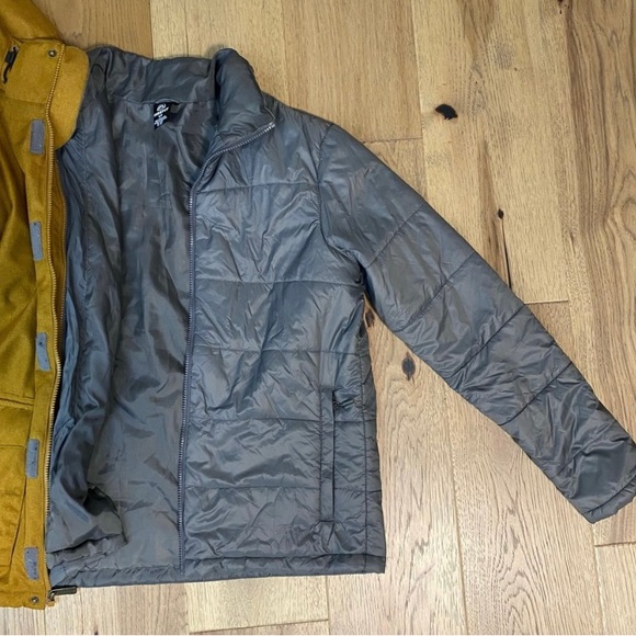 Firefly winter snowboarding jacket - Picture 5 of 5